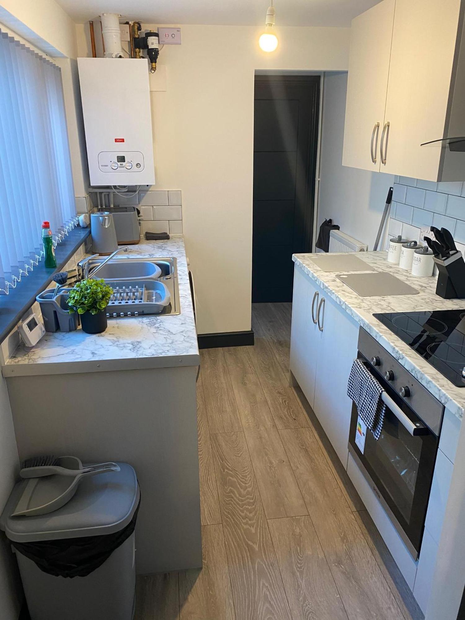 Houghton Guest House 1 Stoke-on-Trent المظهر الخارجي الصورة